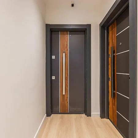 A&h Azure 1br By Pikhost